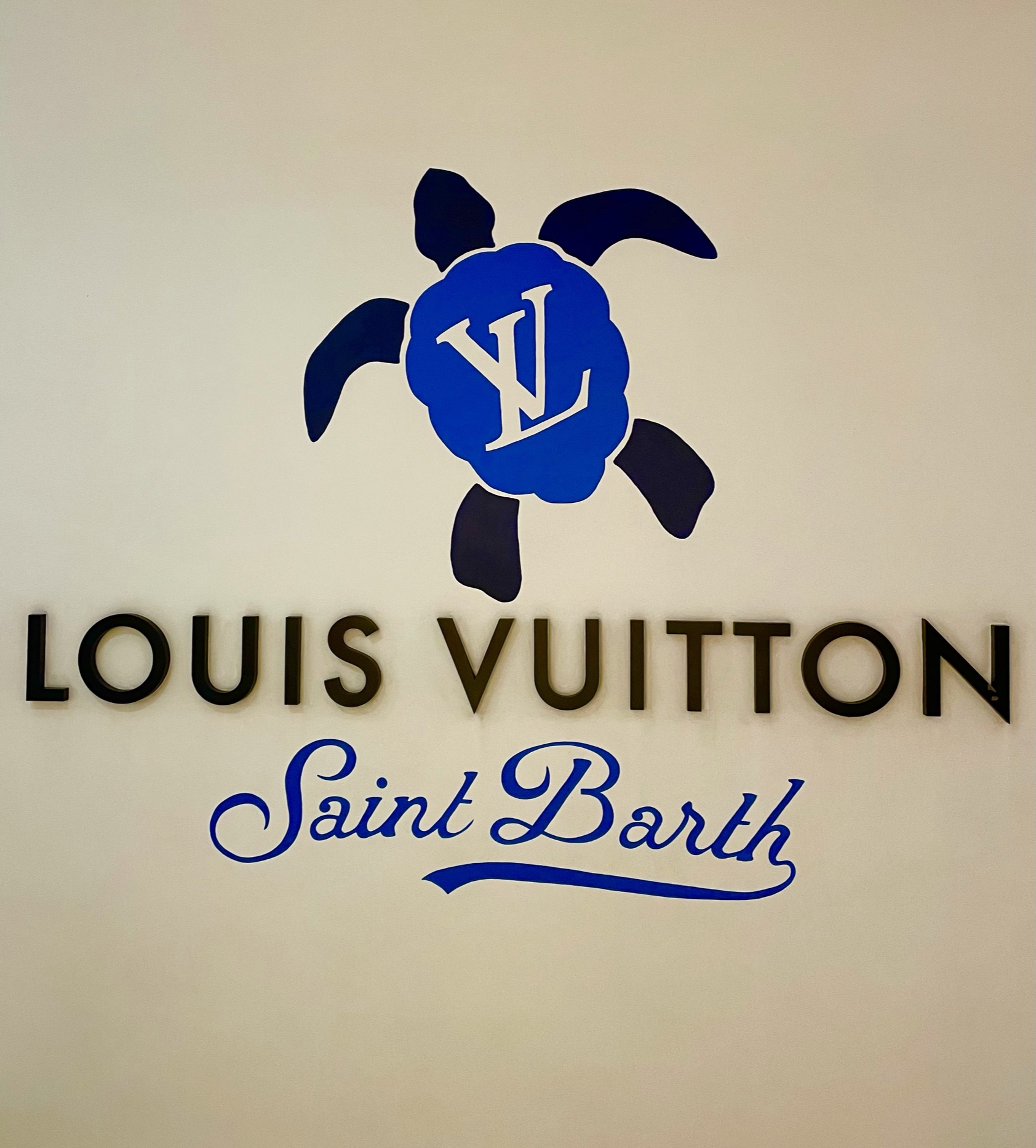 Louis Vuitton Saint Barth store